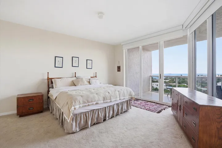 23-3100 N Ocean Blvd #804_023