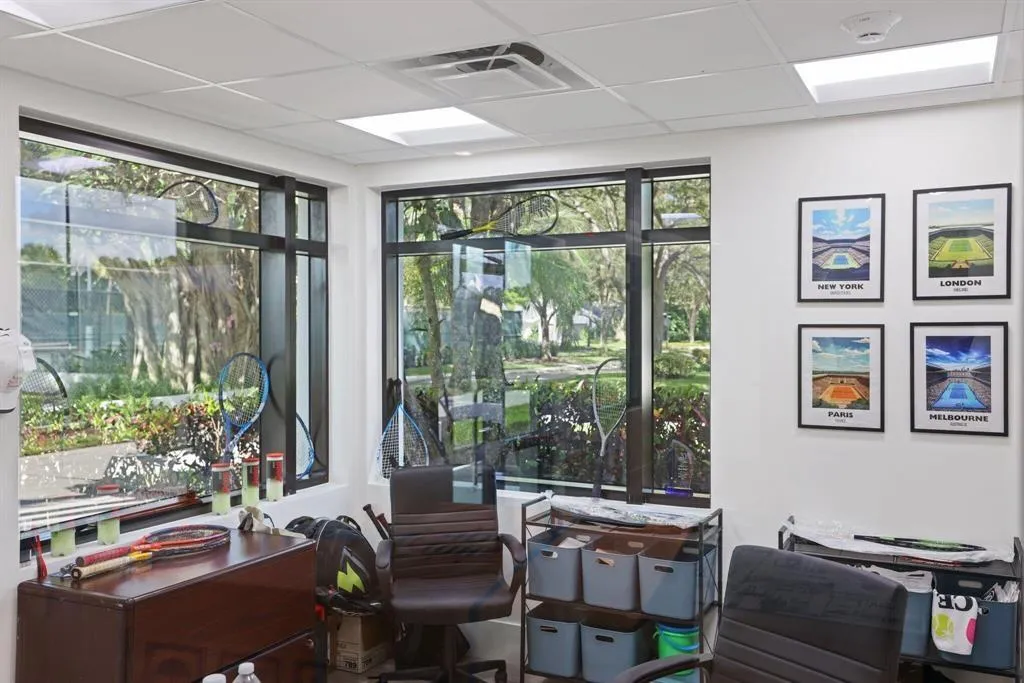 Property photo 98