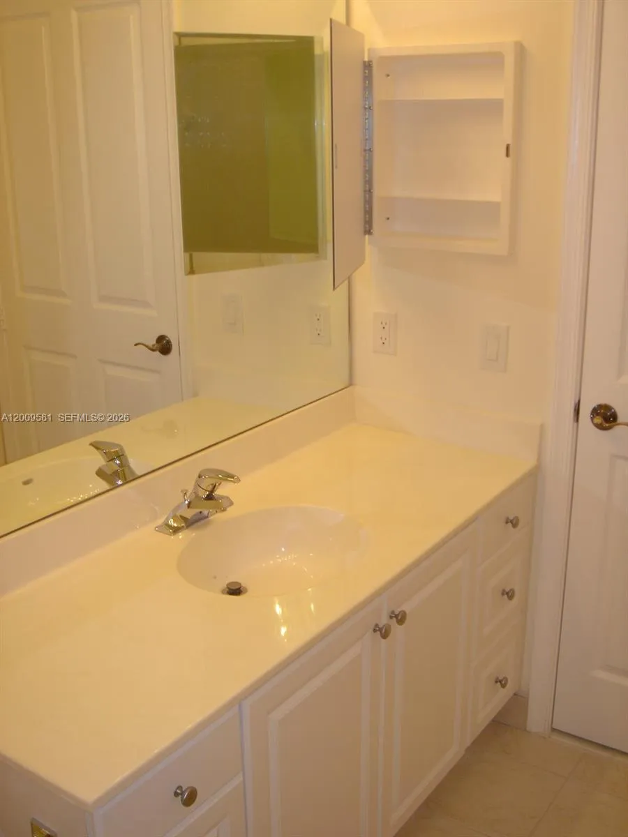 Property photo 77