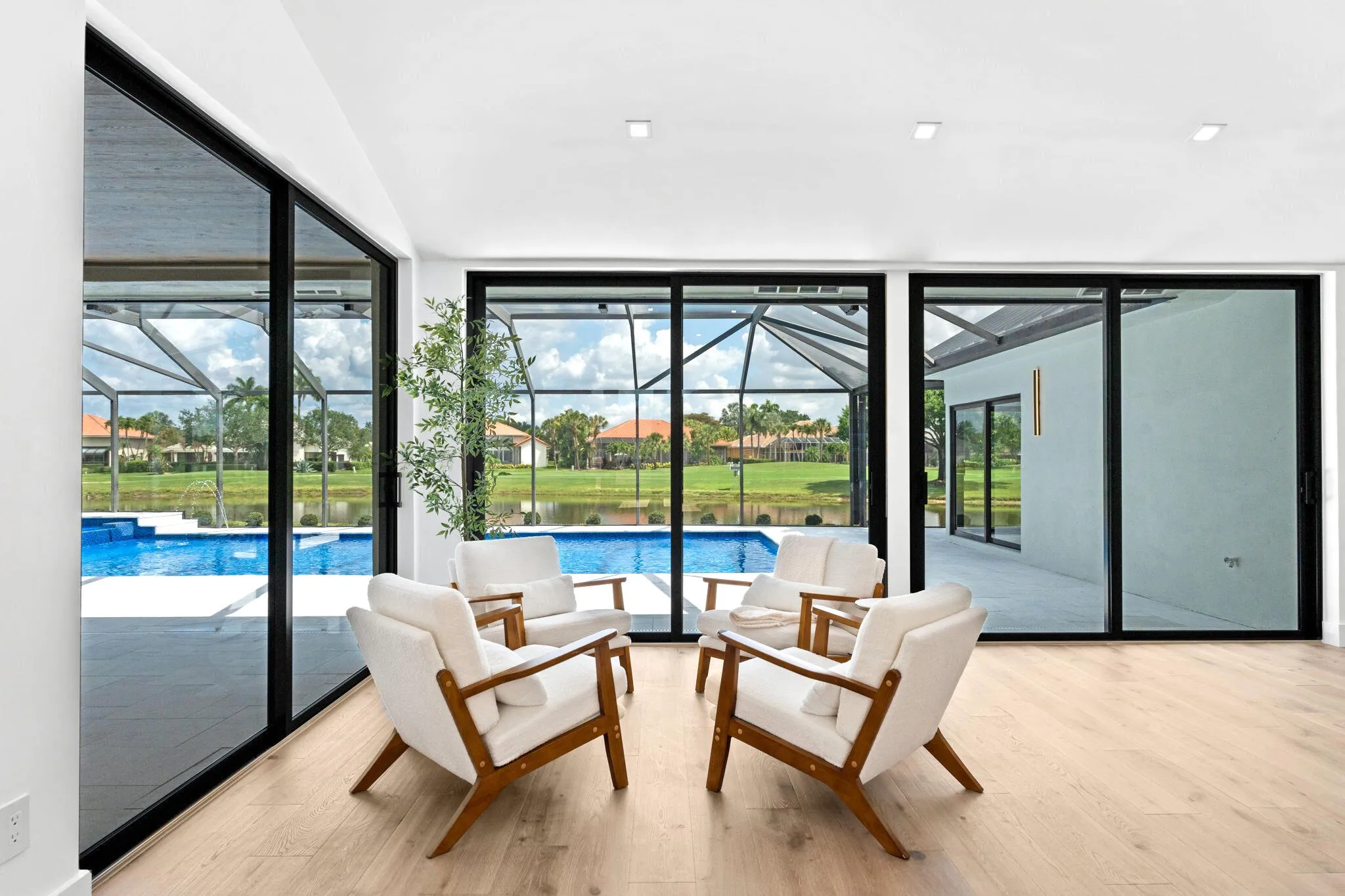 SITTING ROOM