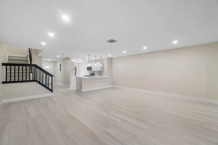 Front Ext