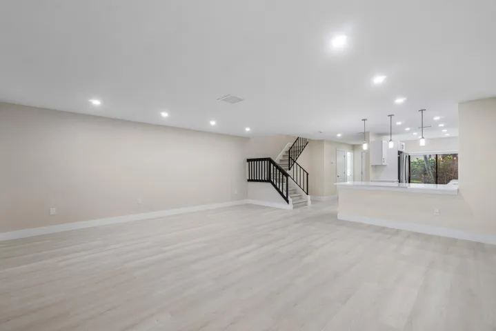 Front Ext
