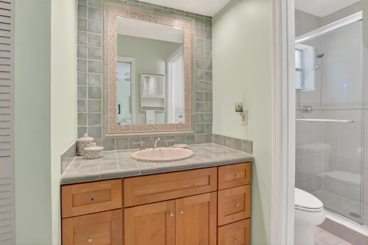 2nd bath vanity