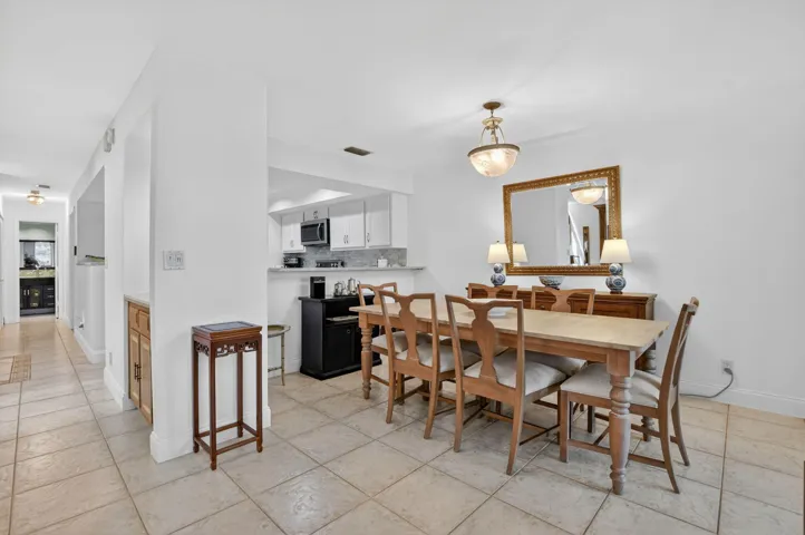 Formal Dining w passthrough