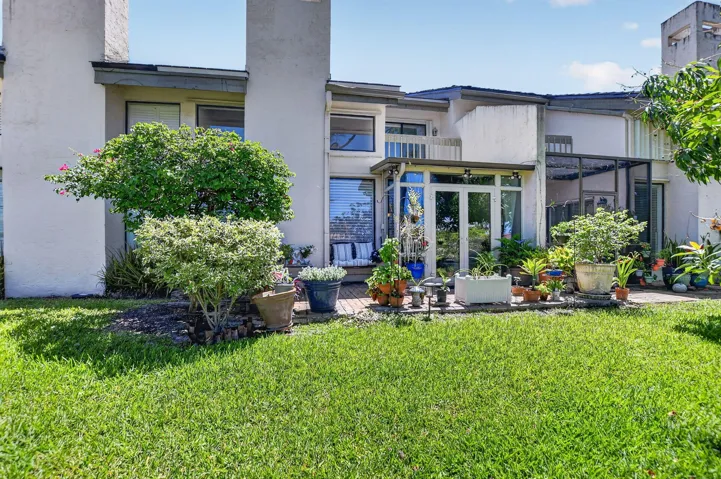 Open & enclosed patios