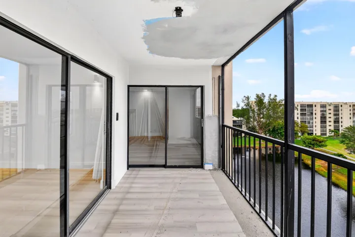 Big Balcony