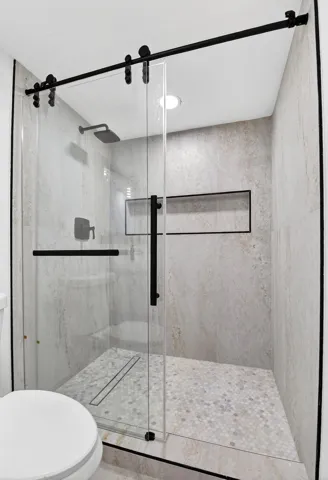 Frameless Shower