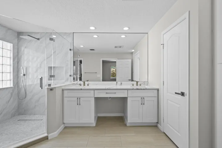 Spa inspired Master Bath Room.