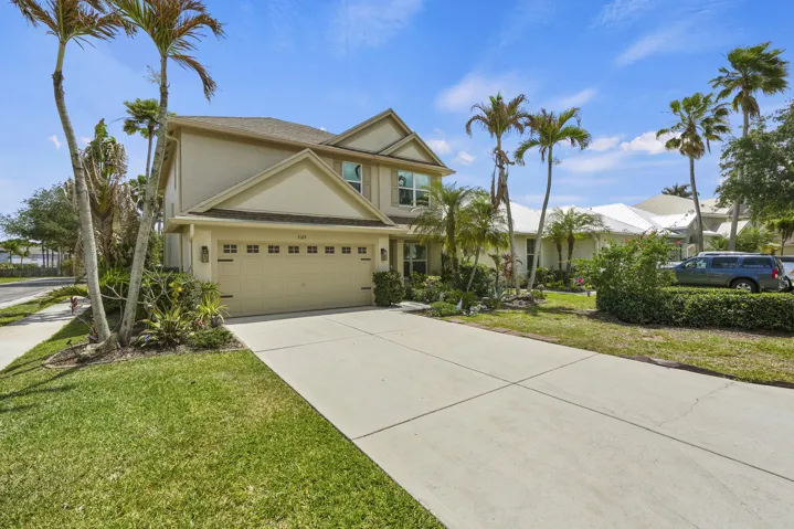 3189 SW Solitaire Palm Dr