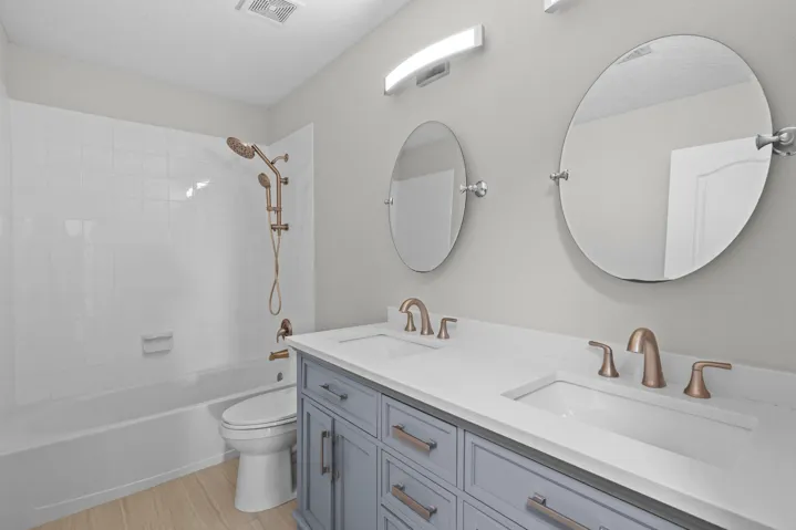 Second-floor guest bathroom