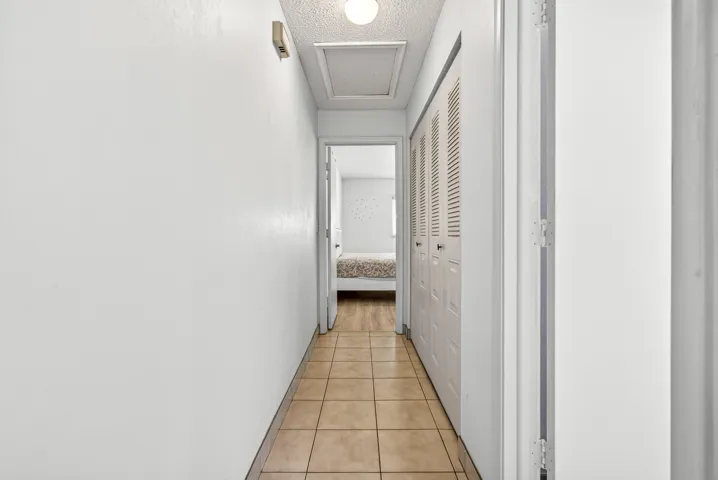 020-6061StanleyLane-DelrayBeach-FL-33484