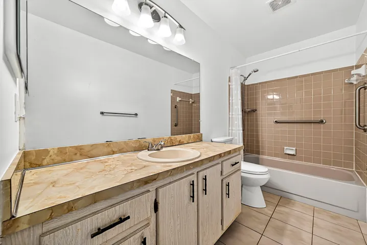 019-6061StanleyLane-DelrayBeach-FL-33484