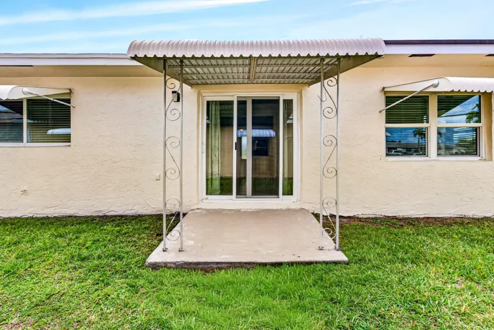 028-6061StanleyLane-DelrayBeach-FL-33484