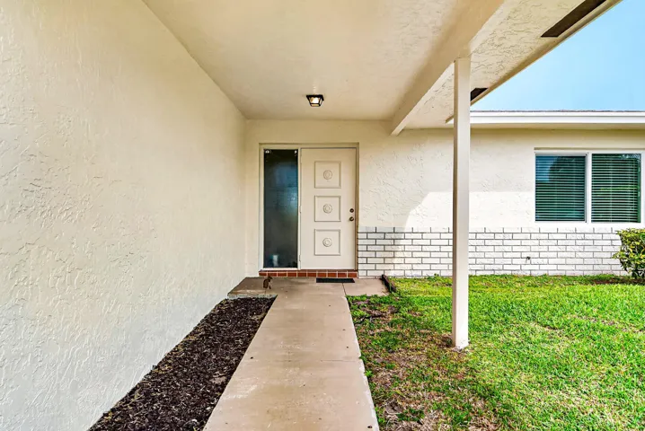 005-6061StanleyLane-DelrayBeach-FL-33484