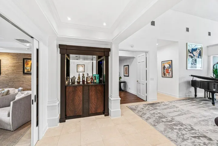 015-1400LandsEndRoad-Lantana-FL-33462-SM