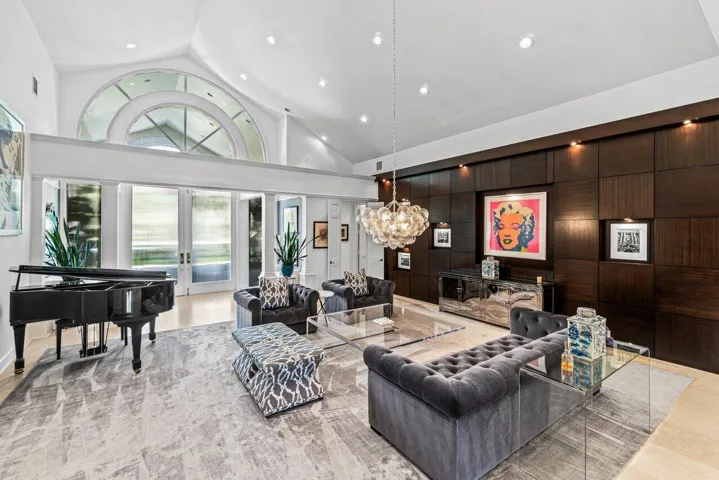 013-1400LandsEndRoad-Lantana-FL-33462-SM