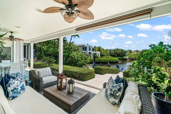 055-1400LandsEndRoad-Lantana-FL-33462-SM