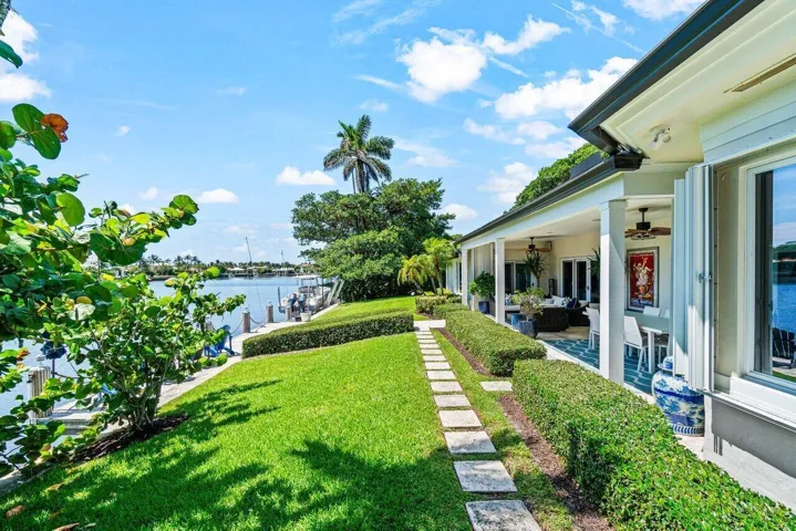 061-1400LandsEndRoad-Lantana-FL-33462-SM