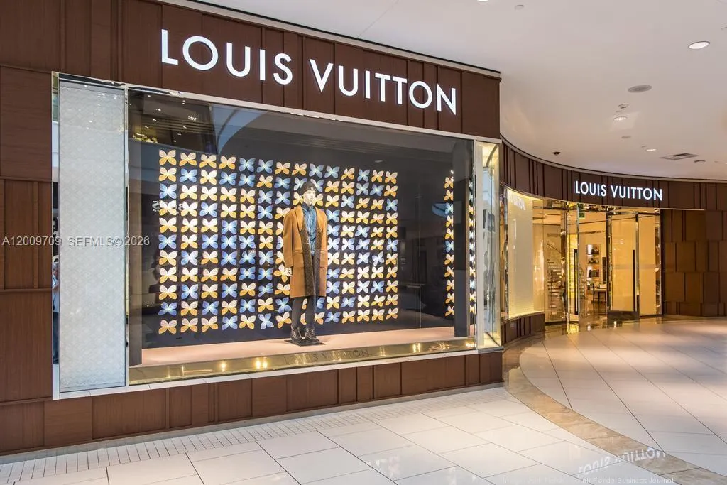 Photo 63