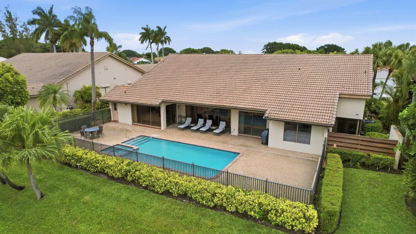55-web-or-mls-8mj10330