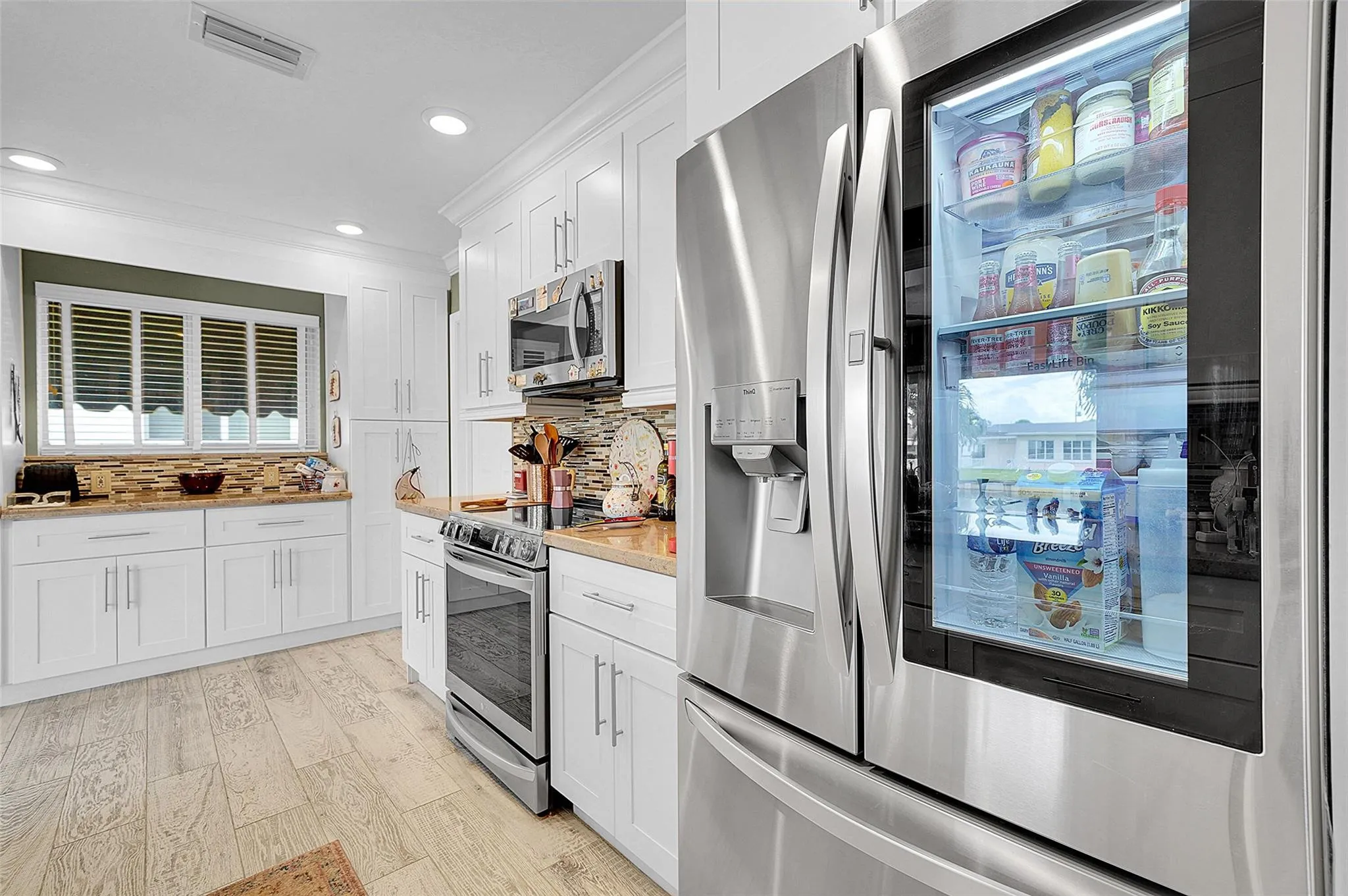 Tap to view interior of refrigerator