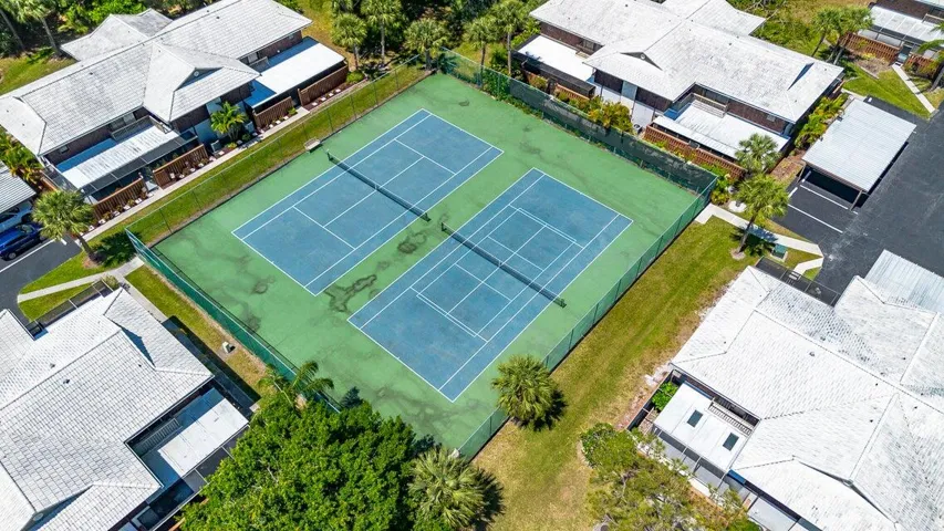 Tennis cort