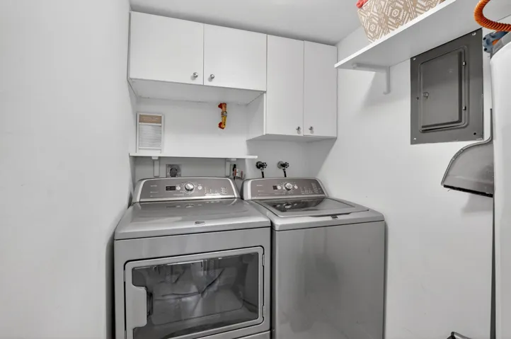 Indoor Laundry room
