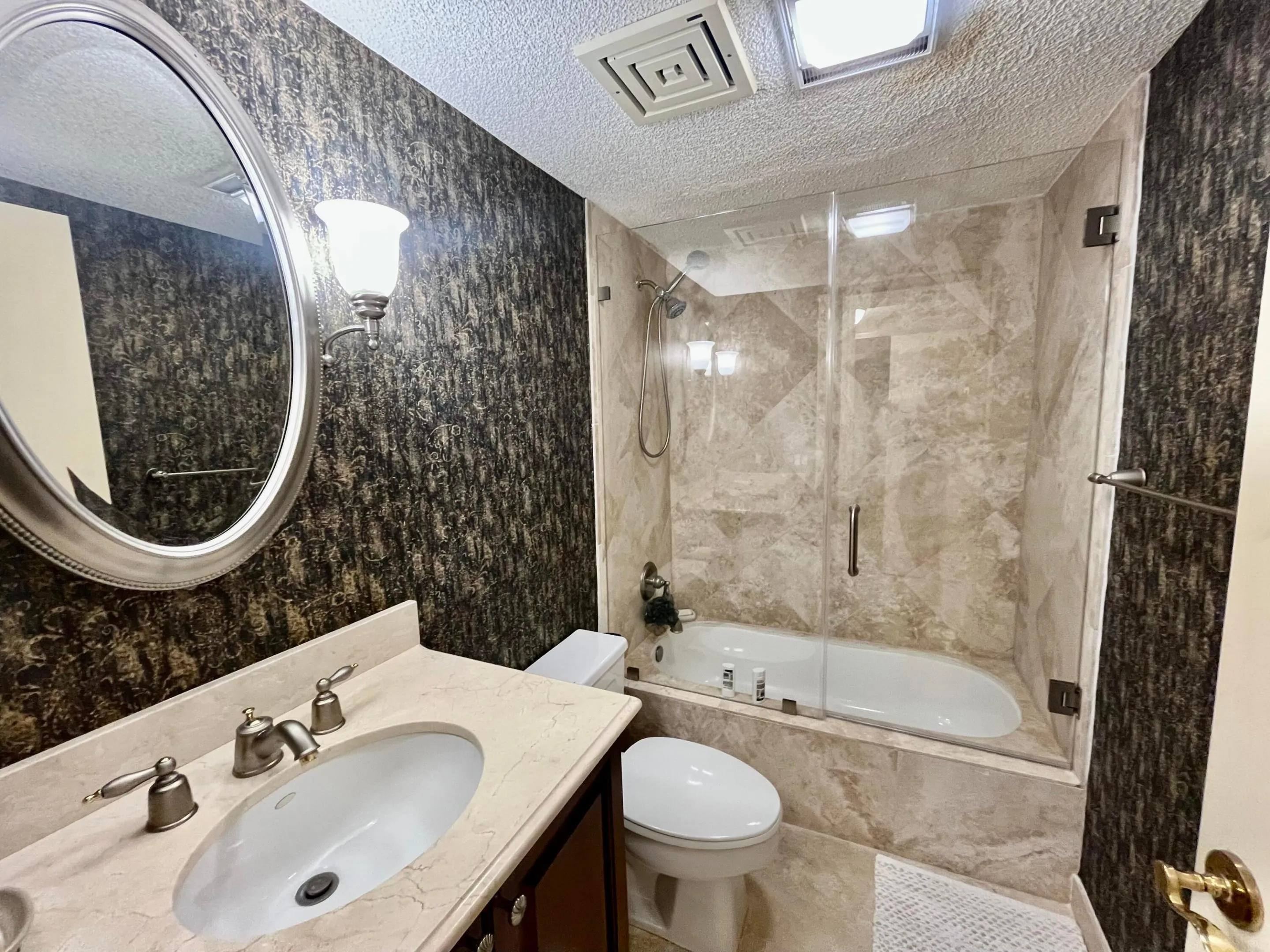 Guest Bath 1