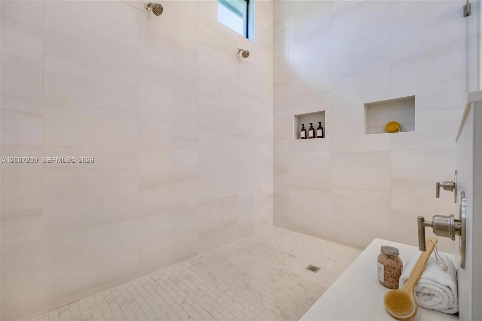 Property photo 50