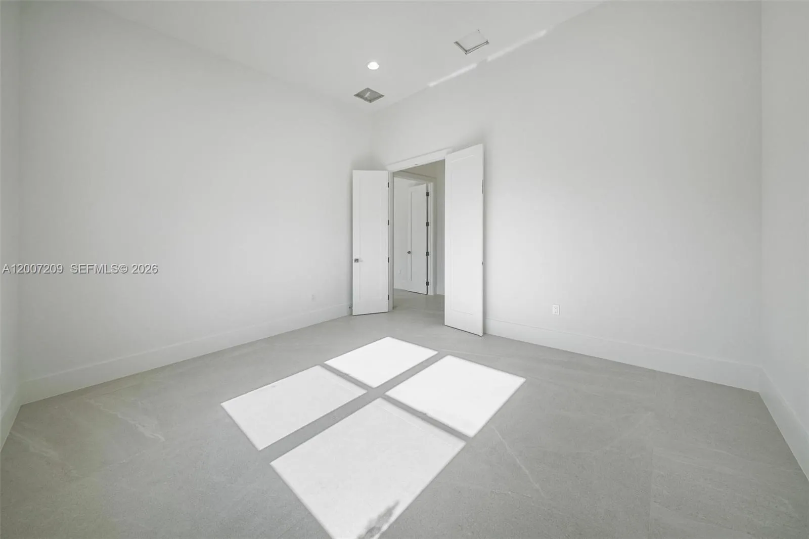 Property photo 71