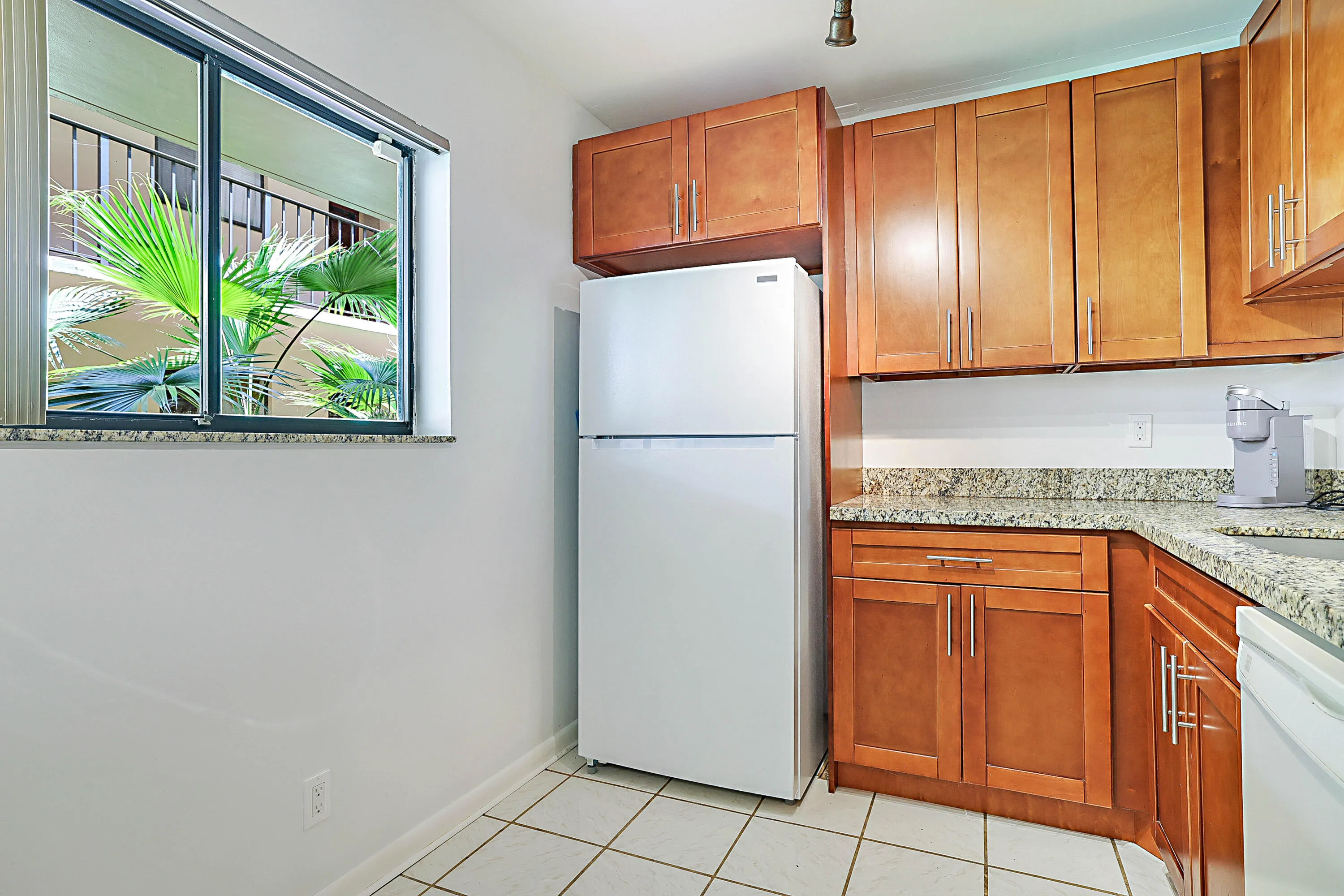 5160 Las Verdes Circle APT 117 -11