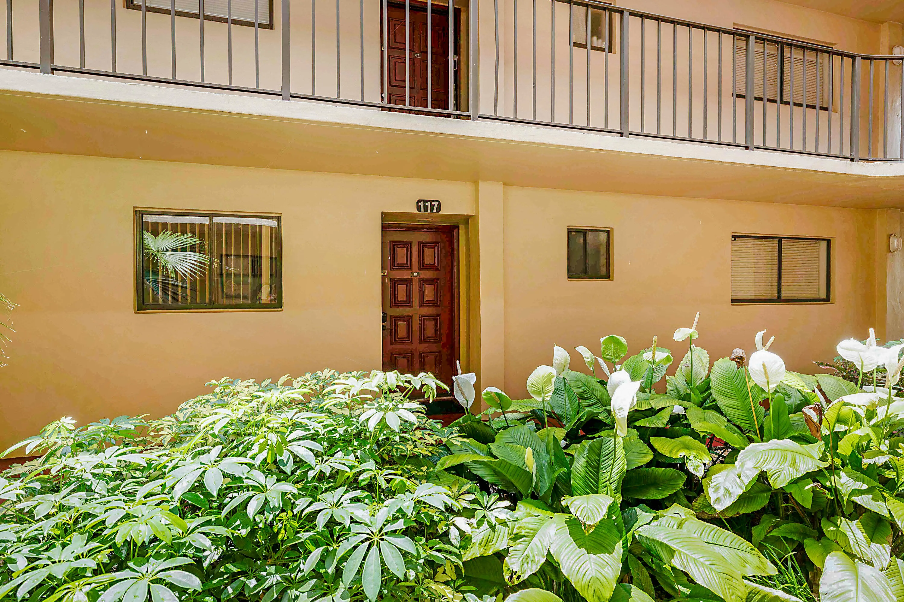 5160 Las Verdes Circle APT 117 -25