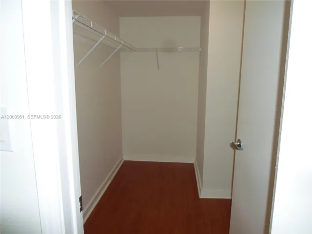 2nd bedroom walking closet