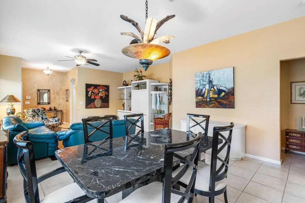 011-8192BrindisiLane-BoyntonBeach-FL-334