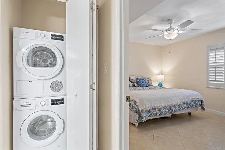 Private Washer~ Dryer