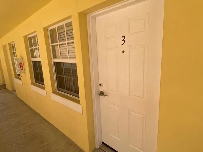 135-nw-5th-ave-unit-3-delray-beach-fl-bu