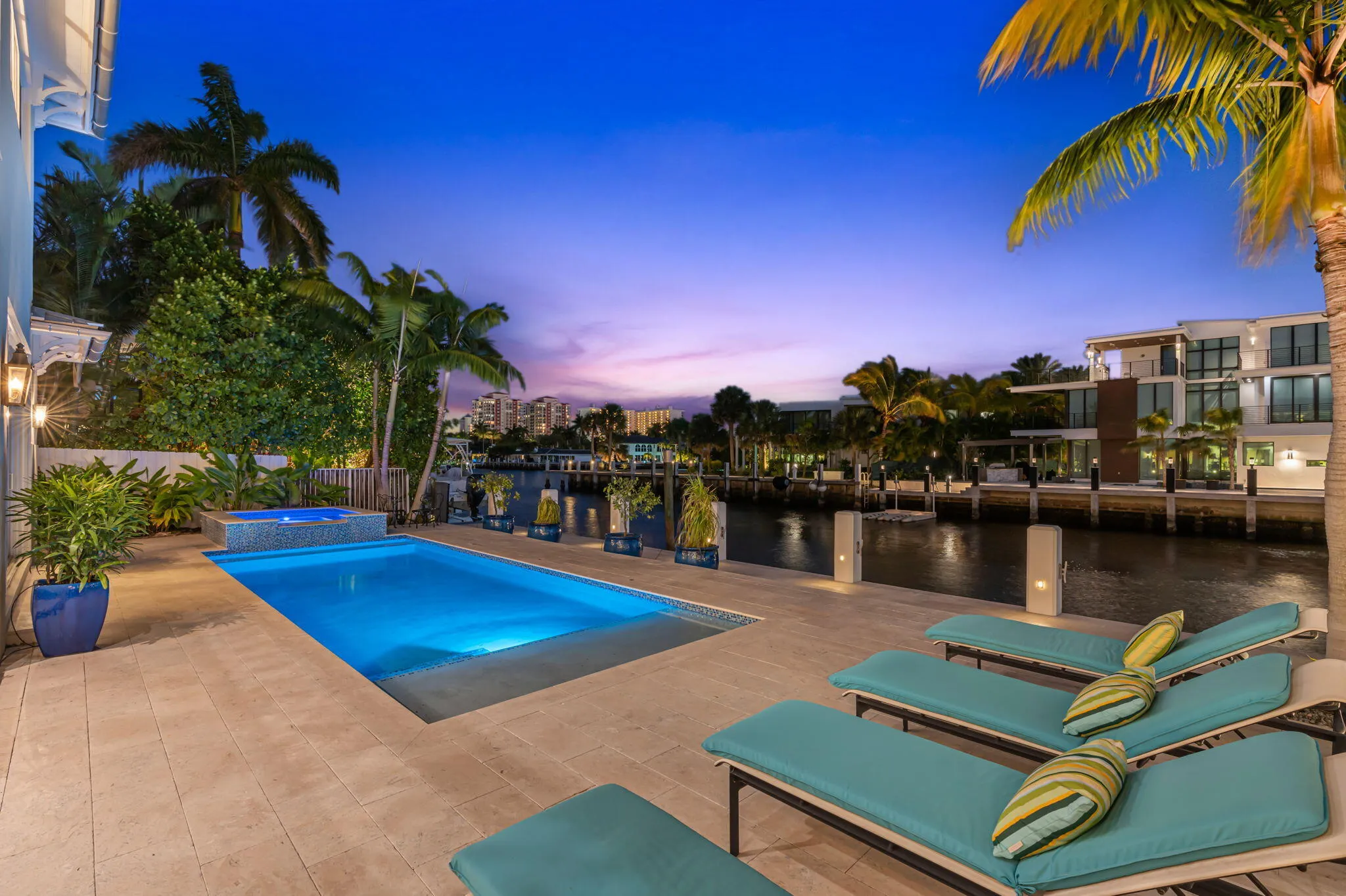 127-web-or-mls-2870 NE 24th Pl Fort Laud