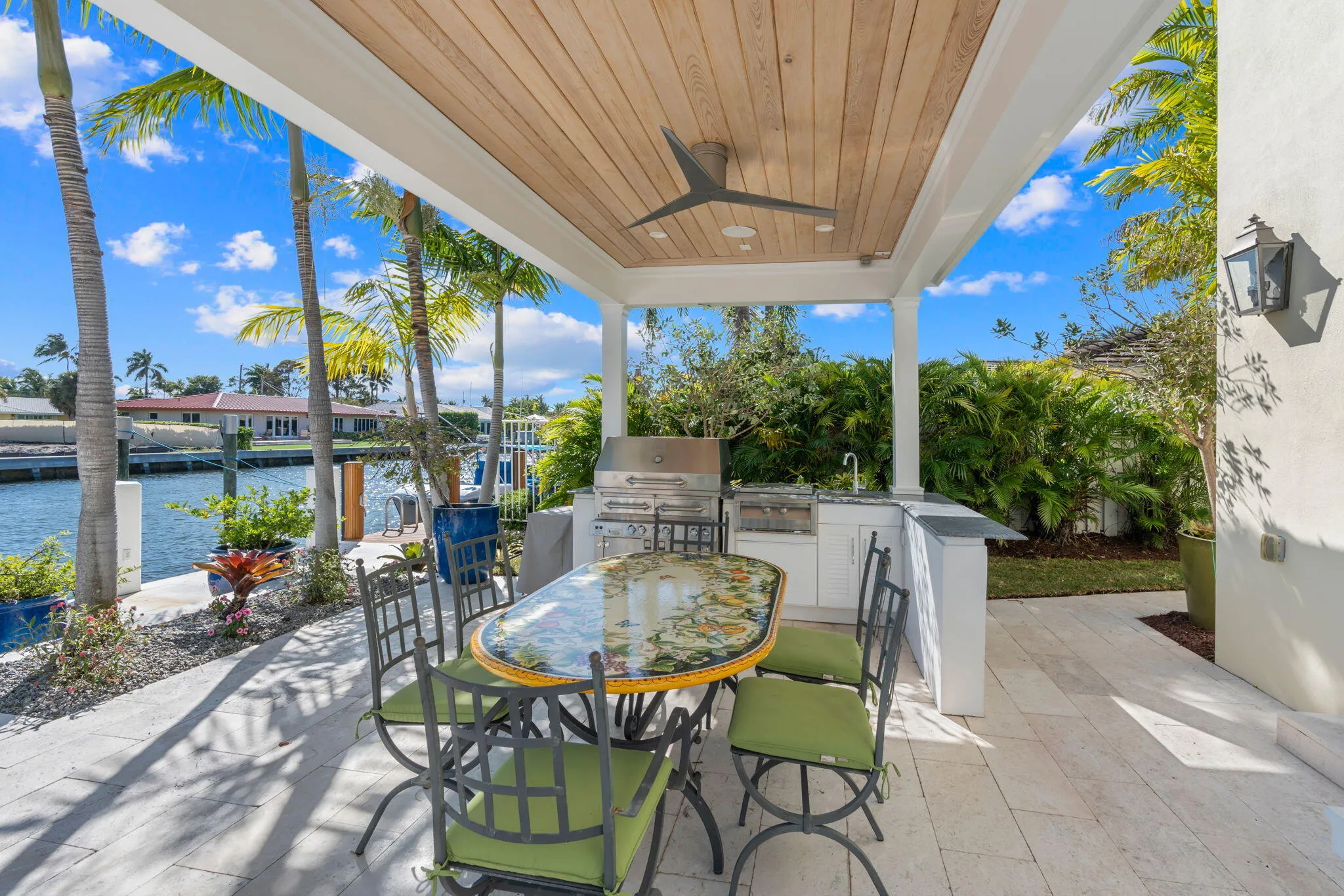 125-web-or-mls-2870 NE 24th Pl Fort Laud