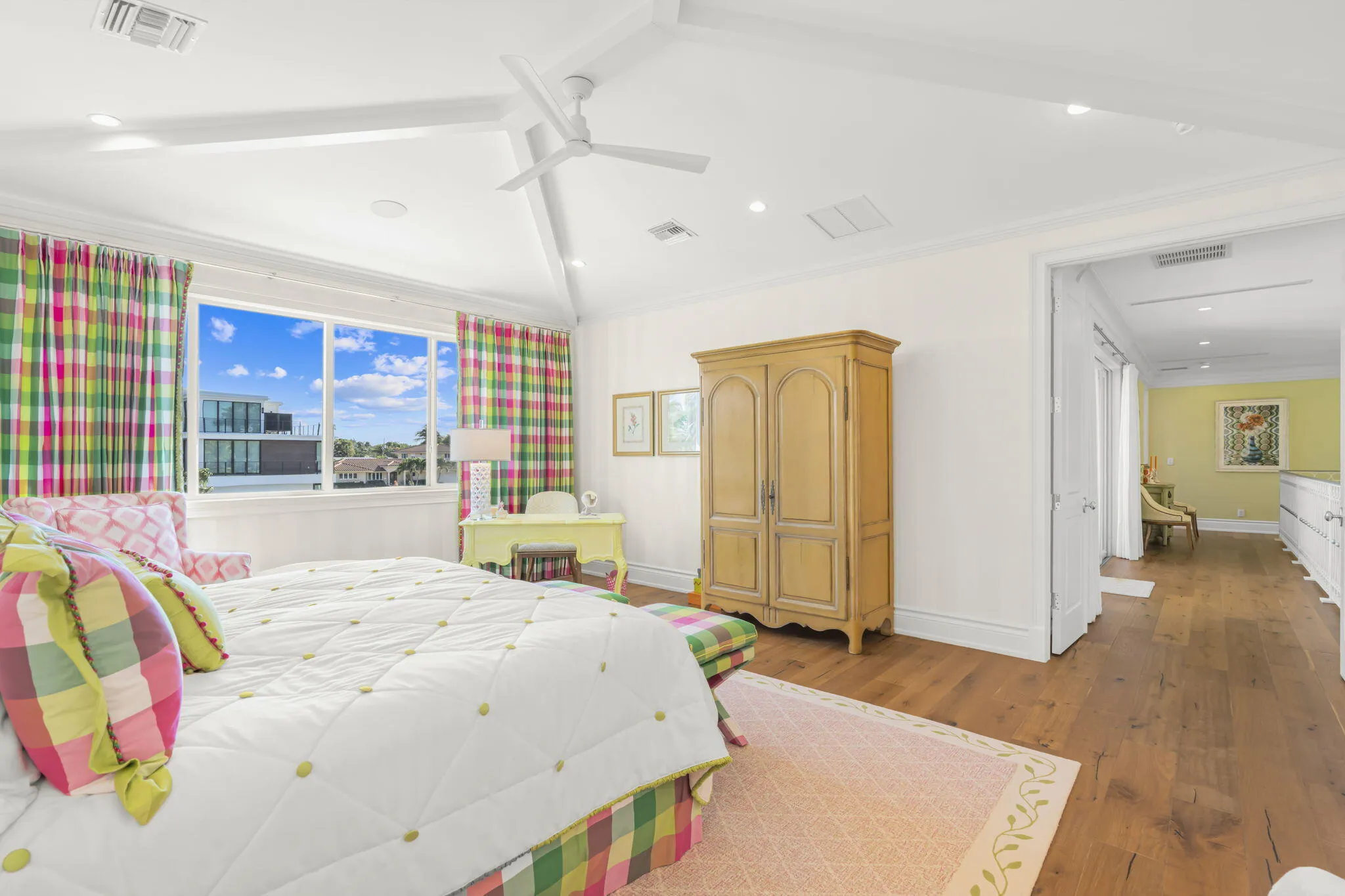 Property photo 35