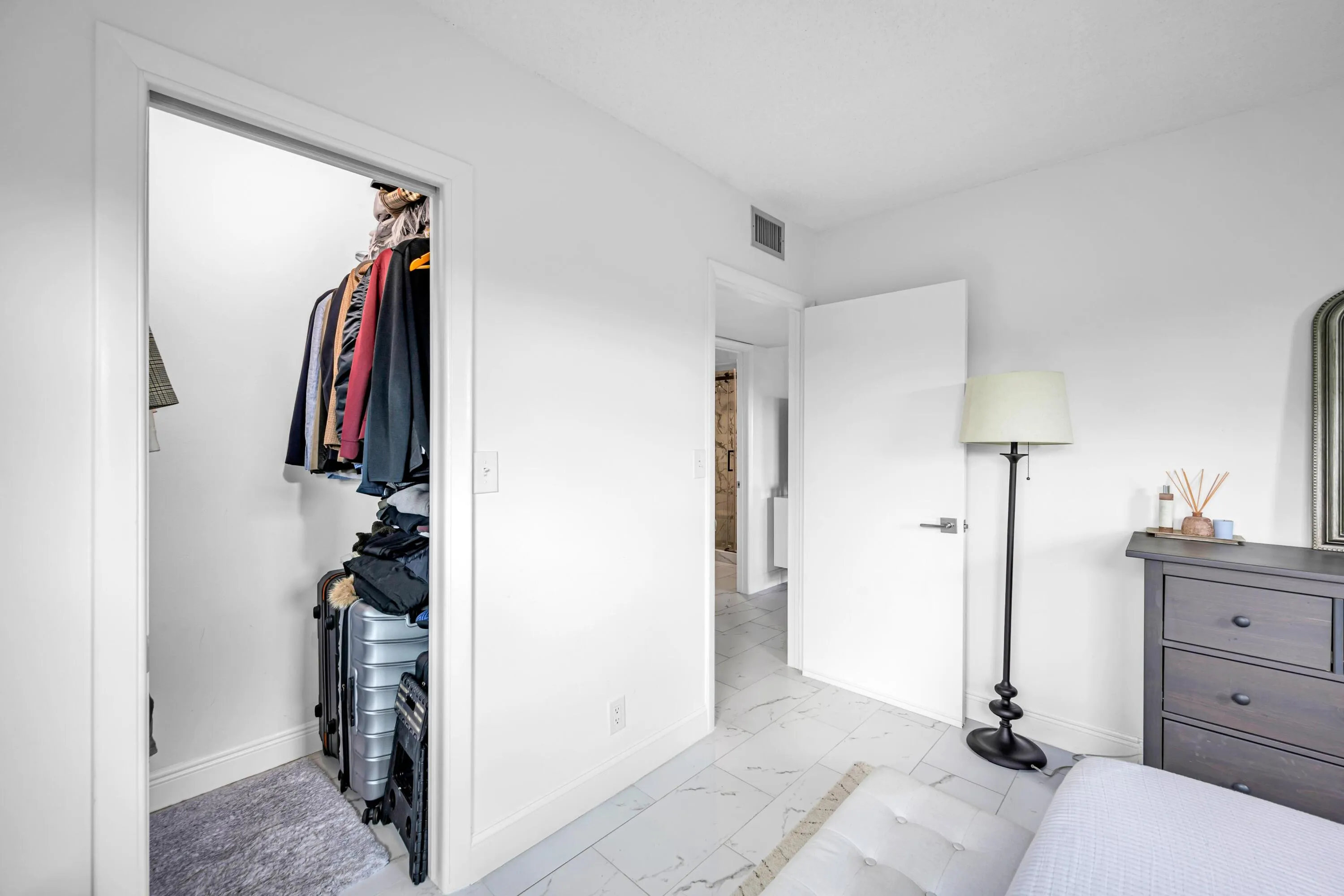 1000 RIVER REACH DR #505-28