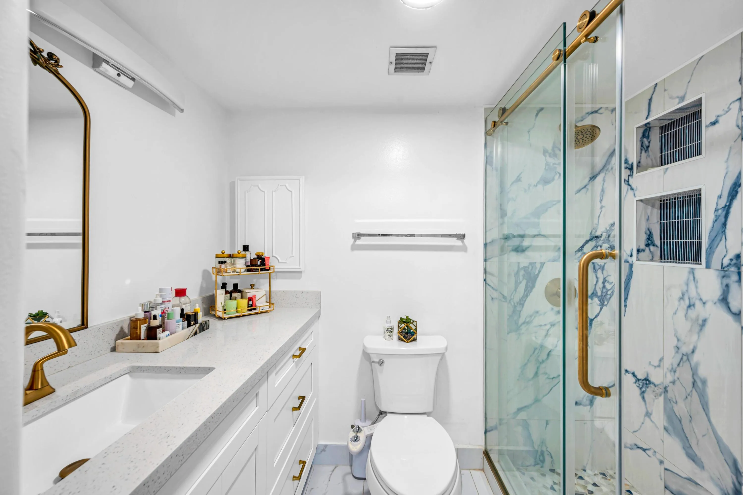 1000 RIVER REACH DR #505-33