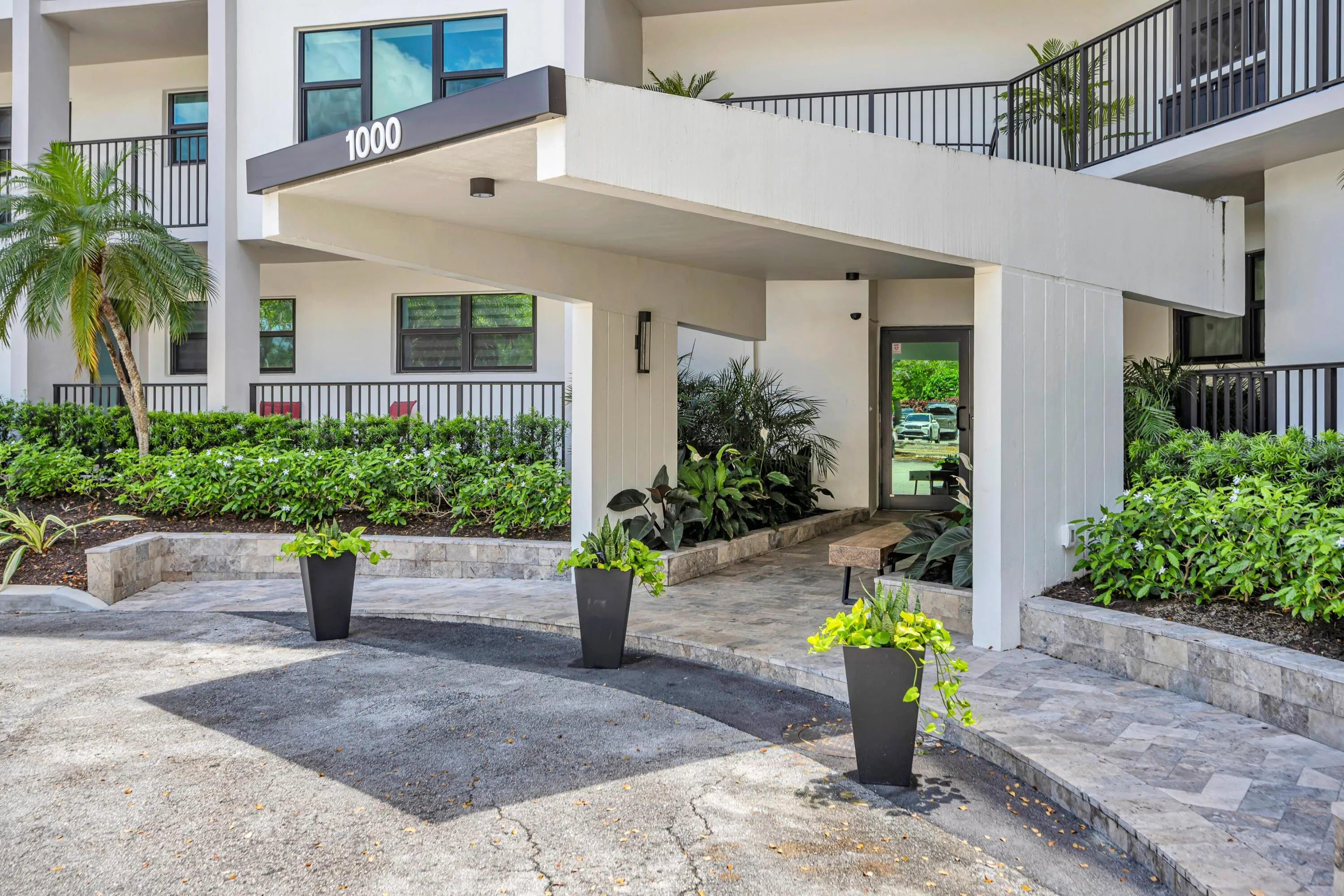 1000 RIVER REACH DR #505-2