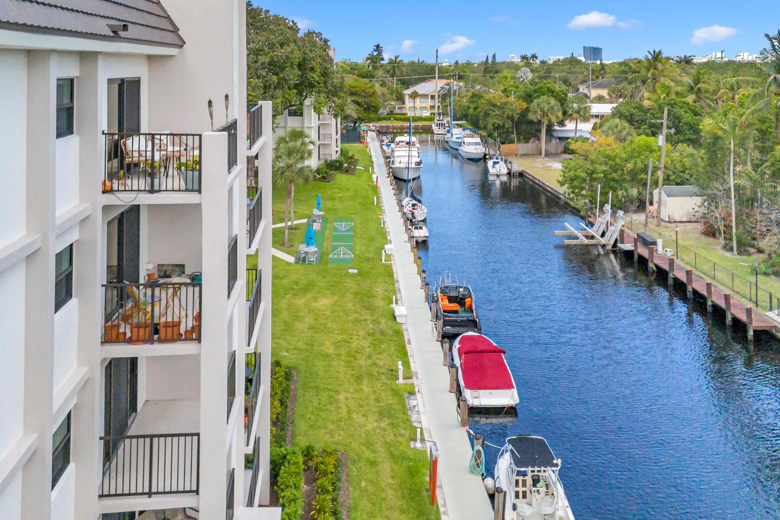 1000 RIVER REACH DR #505-50