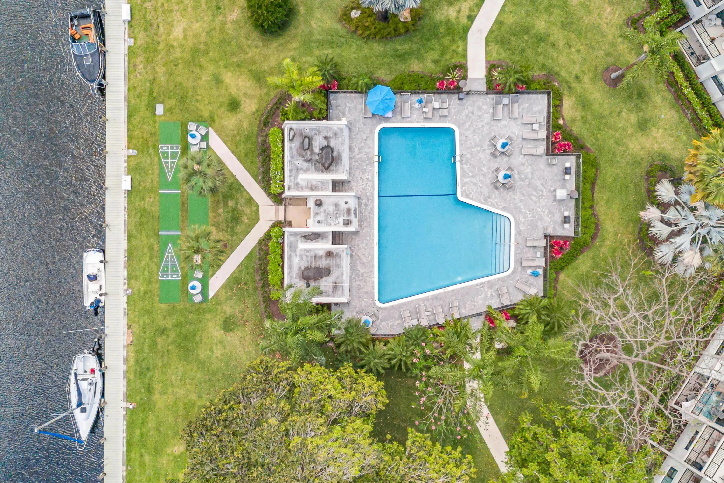 1000 RIVER REACH DR #505-48