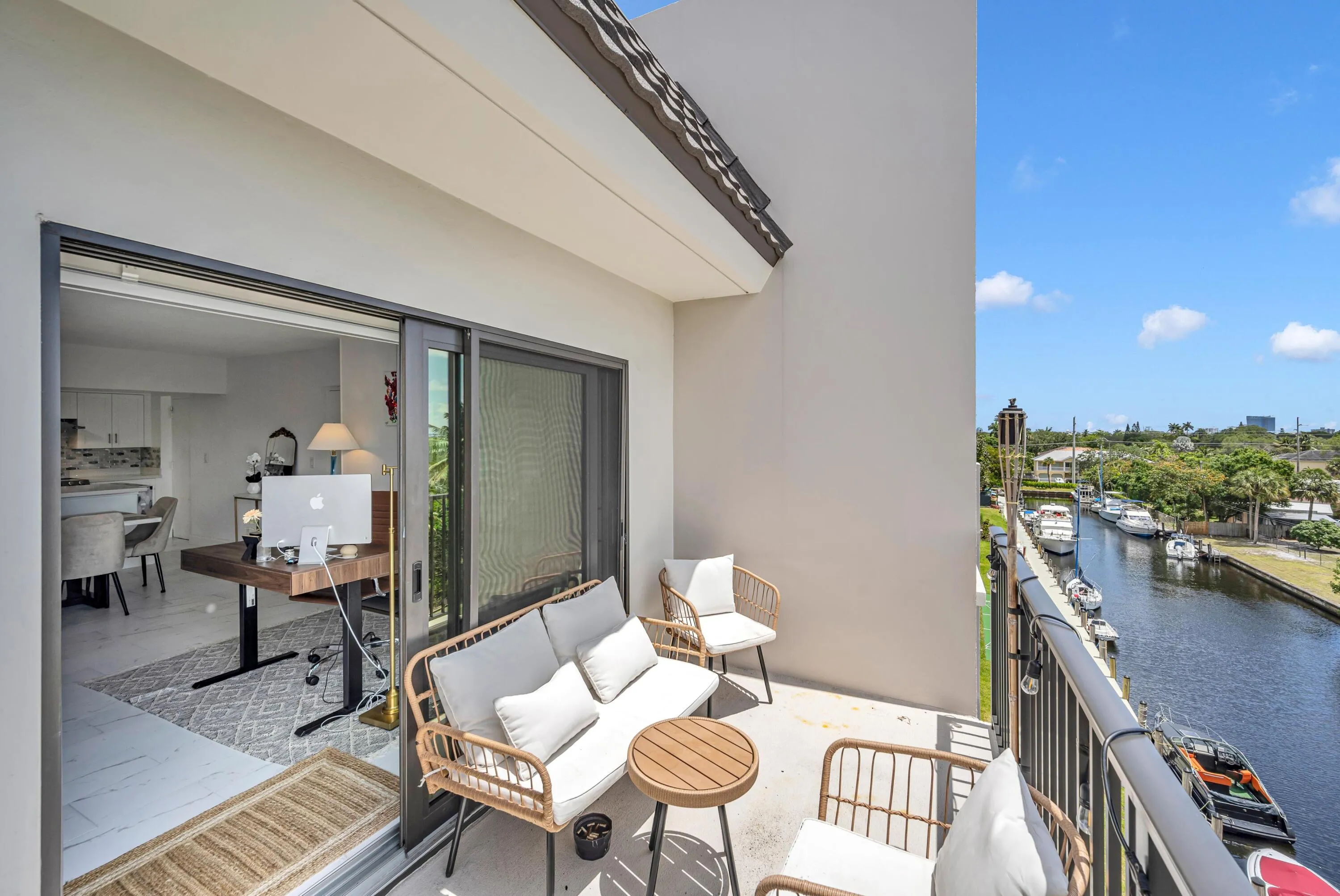 1000 RIVER REACH DR #505-14