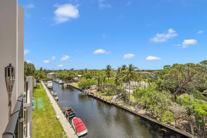 1000 RIVER REACH DR #505-13