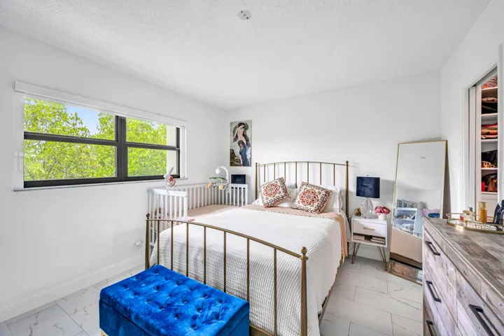 1000 RIVER REACH DR #505-29