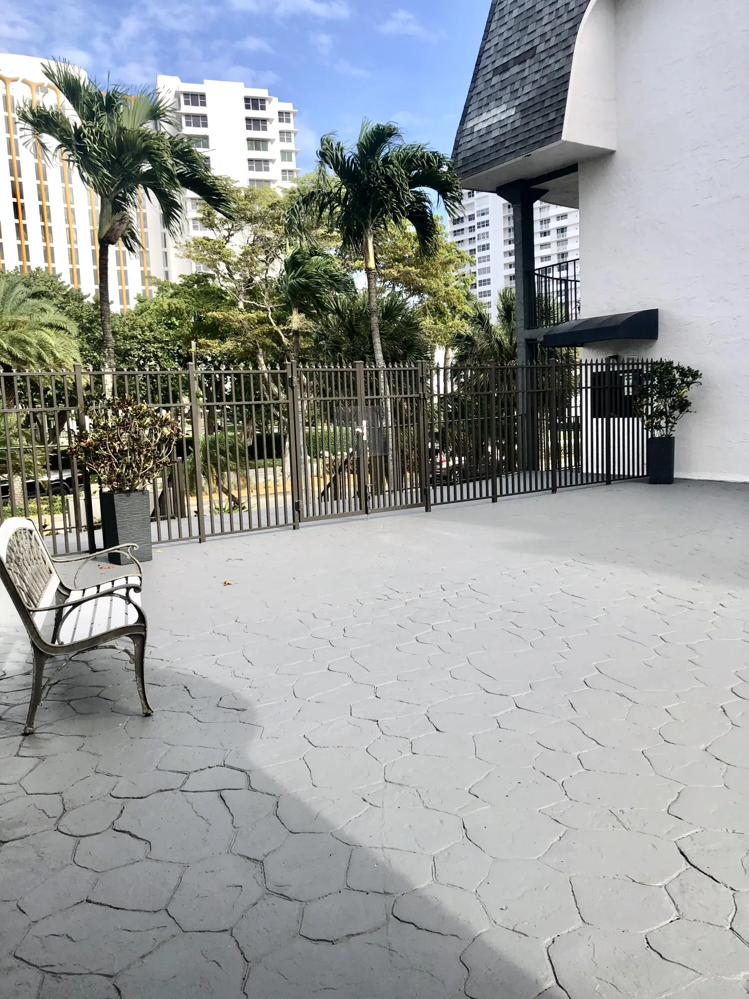 Building Courtyard Area