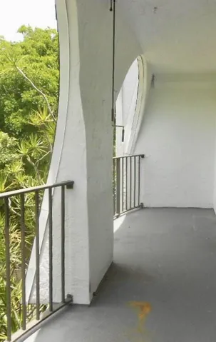 Large Double Balcony