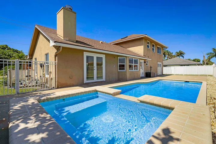 4093 Palo Verde Drive -40